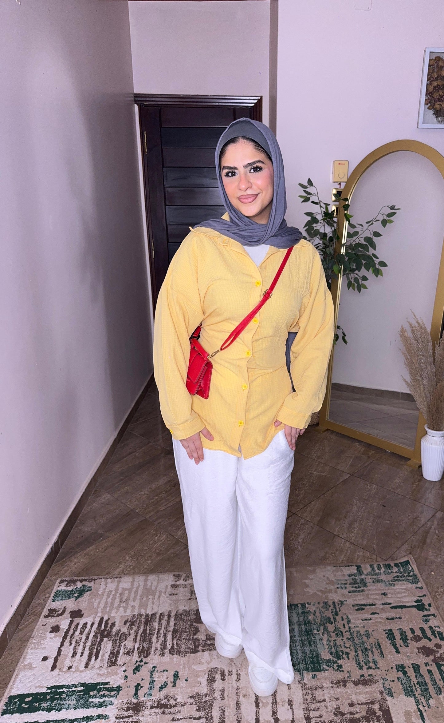 Chemise with back robe